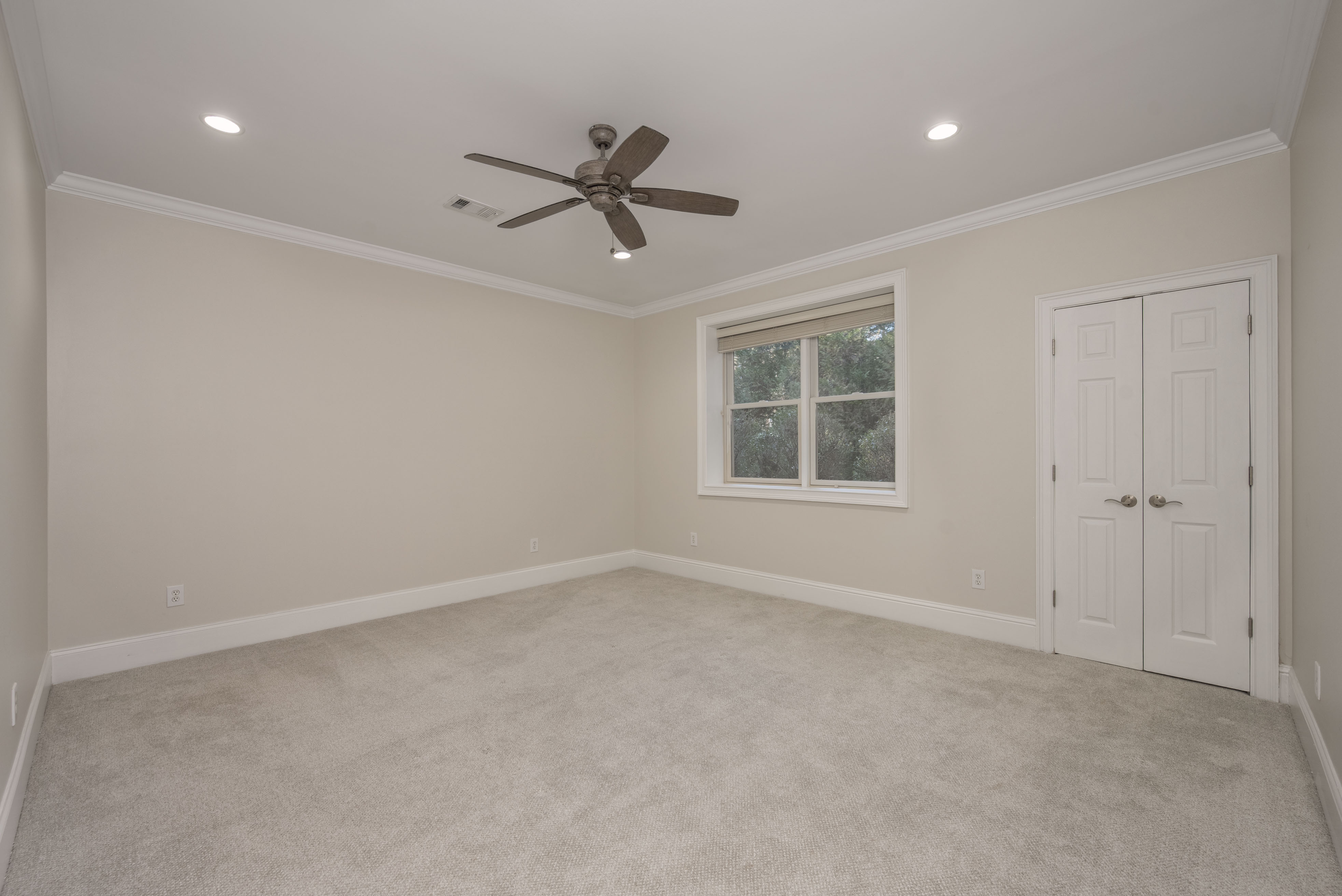 2701 Parrott's Pointe Road image 42